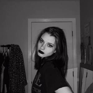 Meet your Posher, Kaitlyn